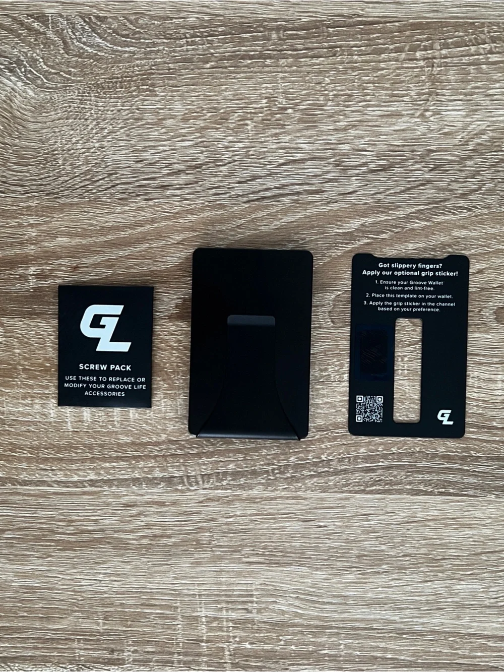 Groove Life Wallet Black – Gently Used w/ Original Packaging